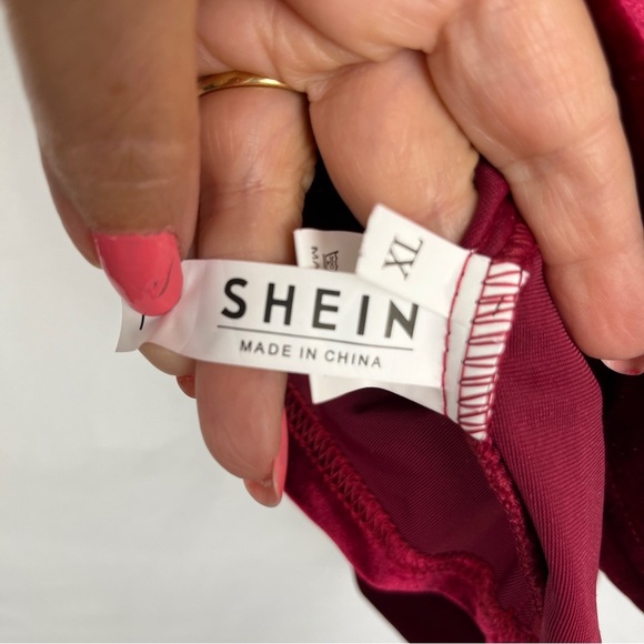 Rich Red Velvet Lace Trim Babydoll Empire Camisole Tank Top XL Coquette Holiday - Picture 9 of 9